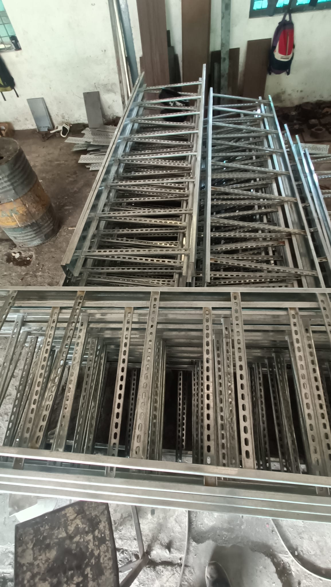 Cable Trays 4